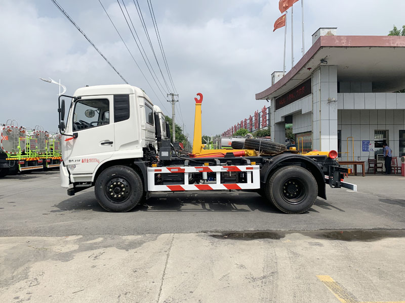 中洁牌XZL5182ZXX6型车厢可卸式垃圾车