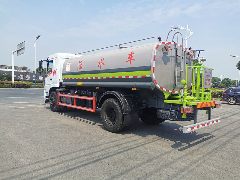 中洁牌XZL5183GSS6型洒水车