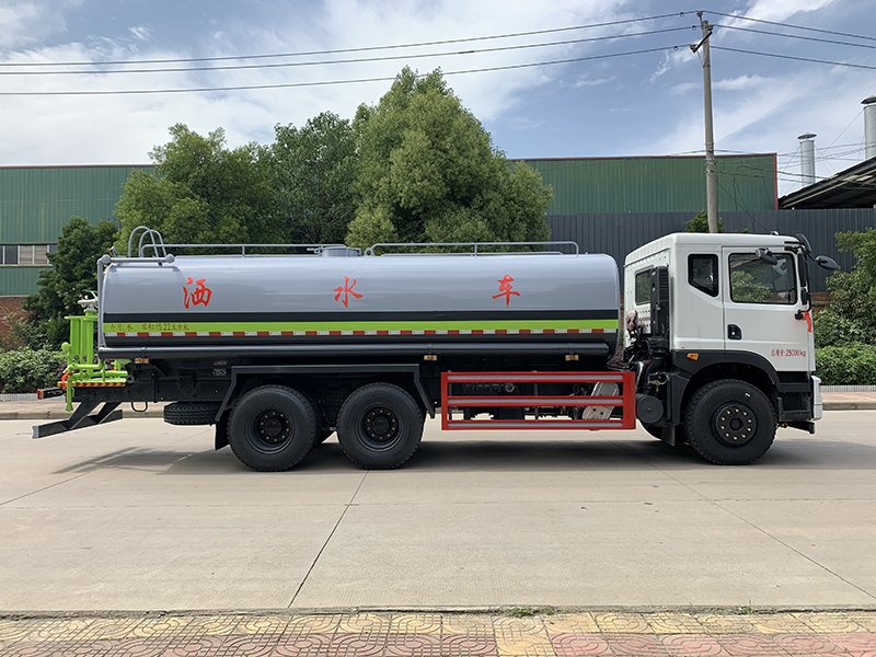 中洁牌XZL5250GSS6型洒水车