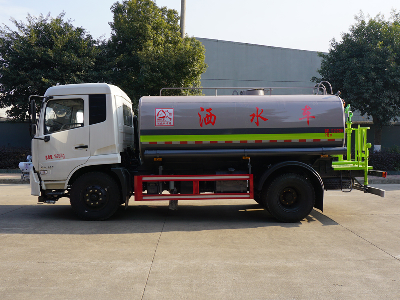 中洁牌XZL5166GSS6型洒水车