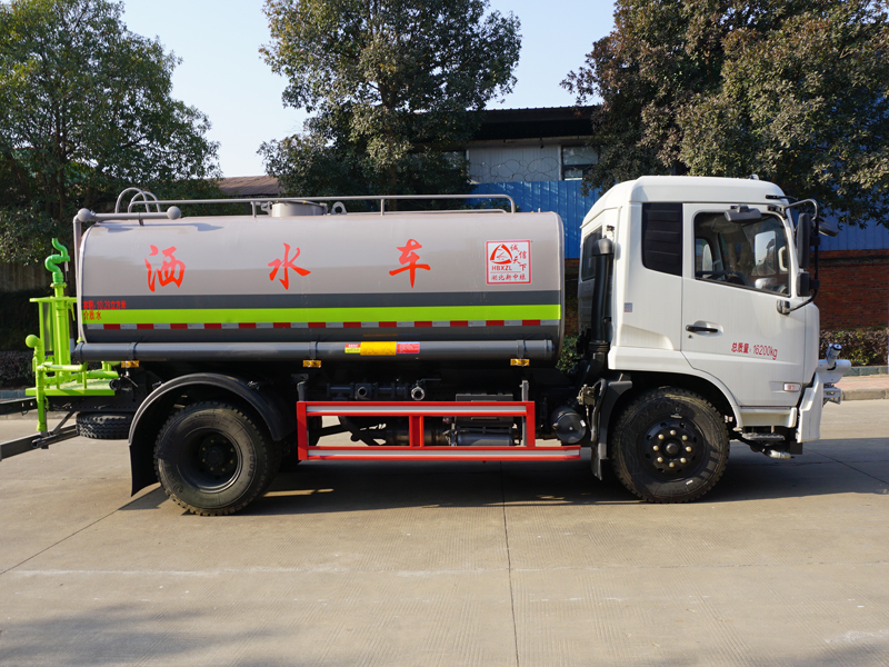 中洁牌XZL5166GSS6型洒水车