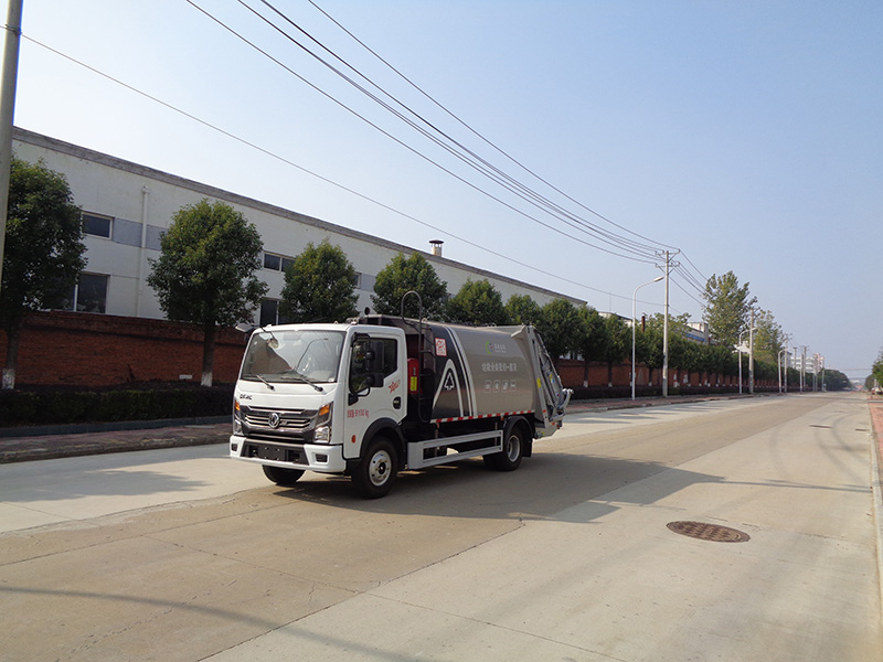 XZL5090ZYS6型压缩式垃圾车