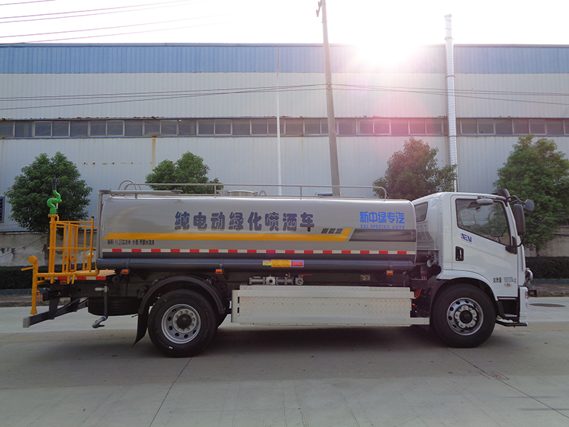 XZL5180GPSBEV型纯电动绿化喷洒车